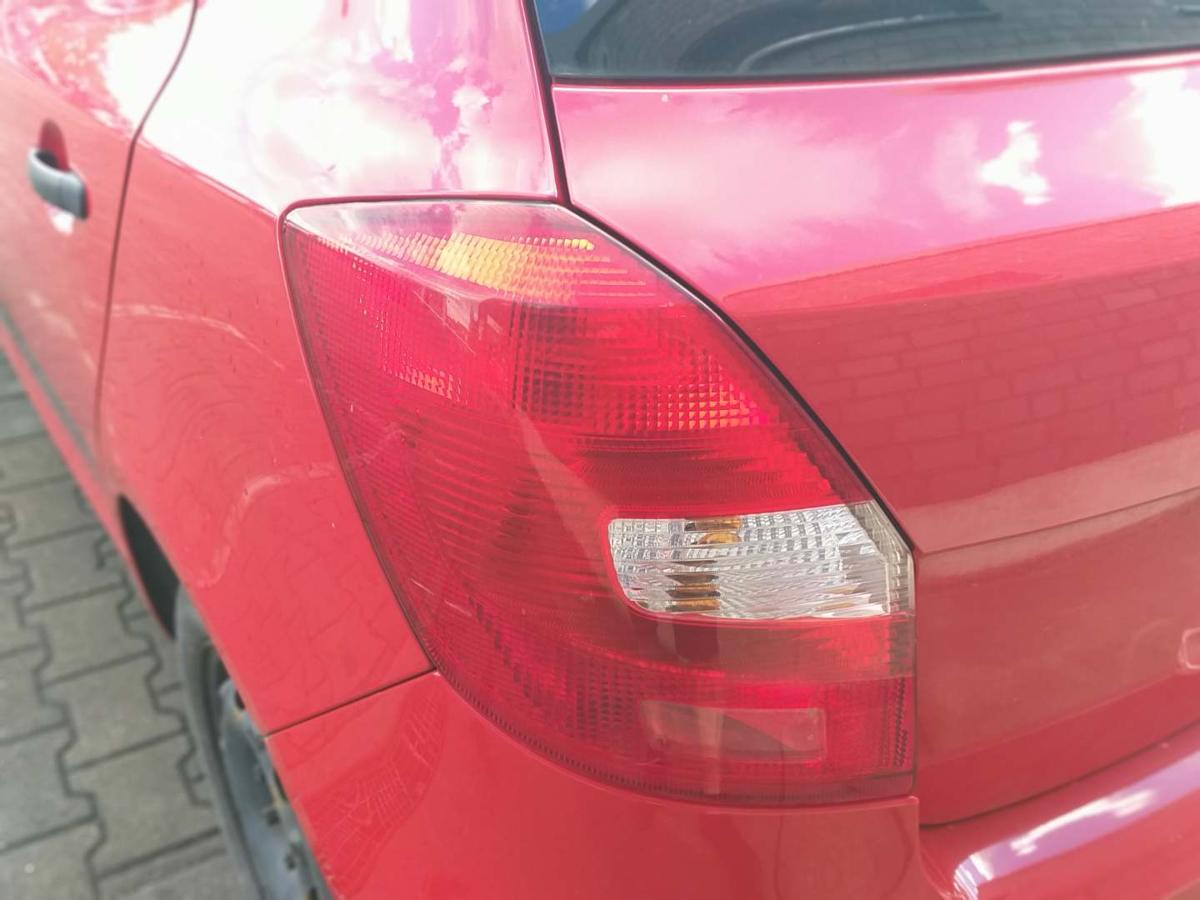 Skoda Fabia 2 5J original Rücklicht Rückleuchte Schlussleuchte links Bj.2012